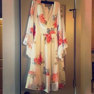 NWT Light weight, white floral print dress